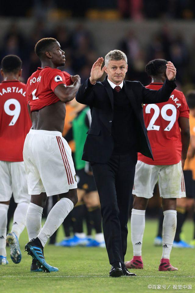 包含关键时刻金州勇士调整名单以备欧联；回应争议环节打磨；压力陡增；赛季目标并未改变的词条